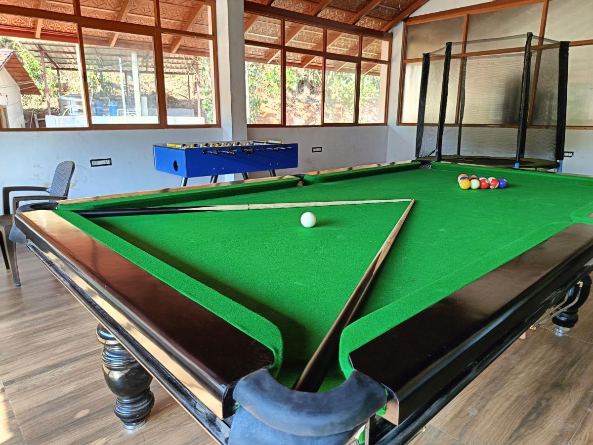 Hill Crest Resort - Coorg Мадікері Екстер'єр фото