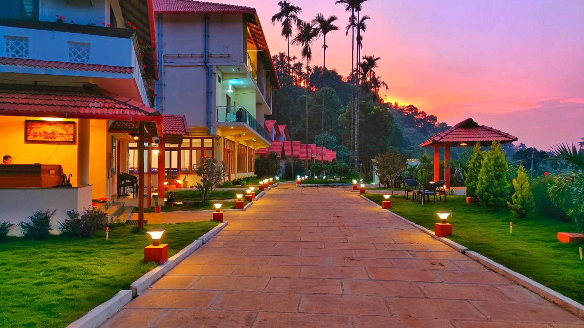 Hill Crest Resort - Coorg Мадікері Екстер'єр фото